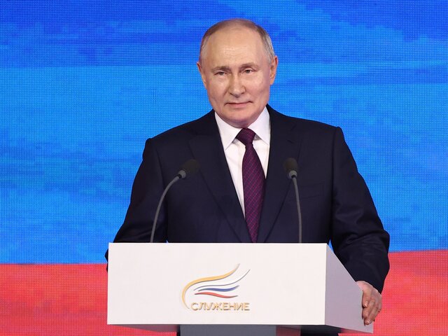 Путин призвал контрольные органы помогать людям не допускать ошибки