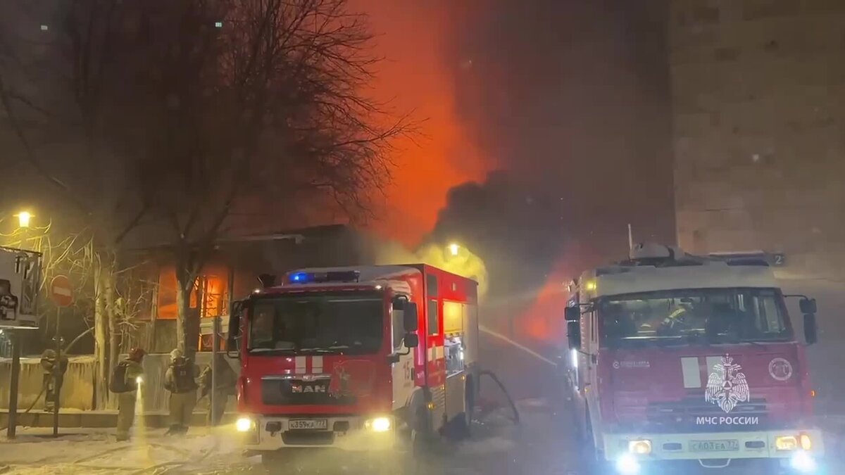 Пожар произошел в здании 