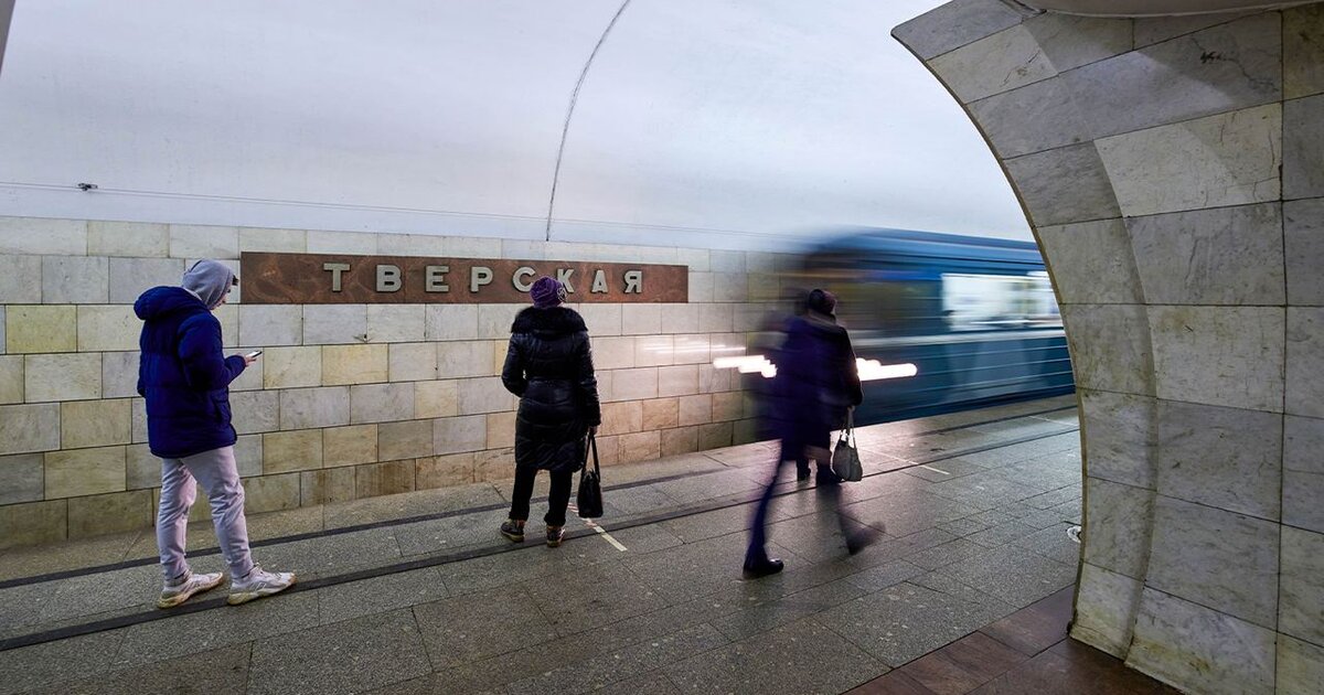 Поезда на салатовой ветке