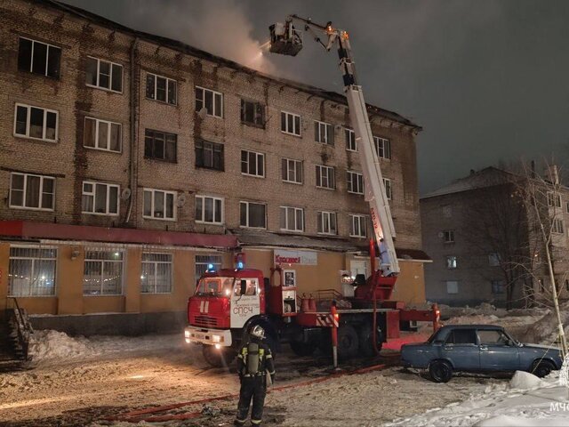Пожарные потушили возгорание в жилом доме в Тульской области