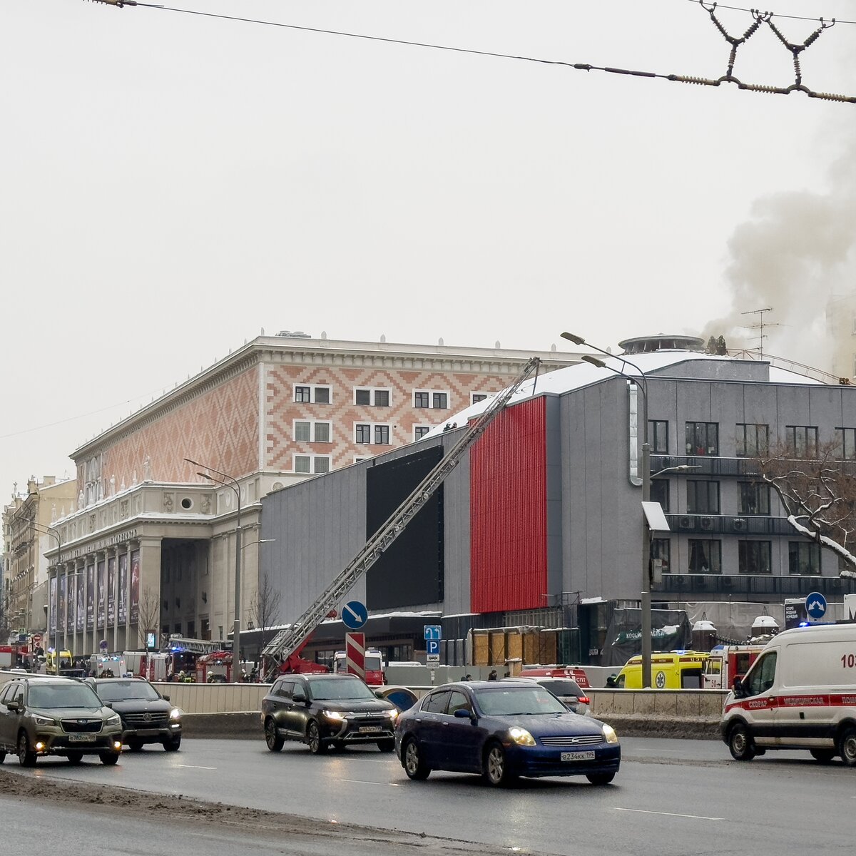 Театр сатиры загорелся в центре Москвы – Москва 24, 28.01.2024