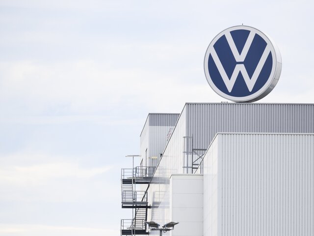 На бывшем заводе Volkswagen обнаружили тысячи немецких и японских иномарок – СМИ
