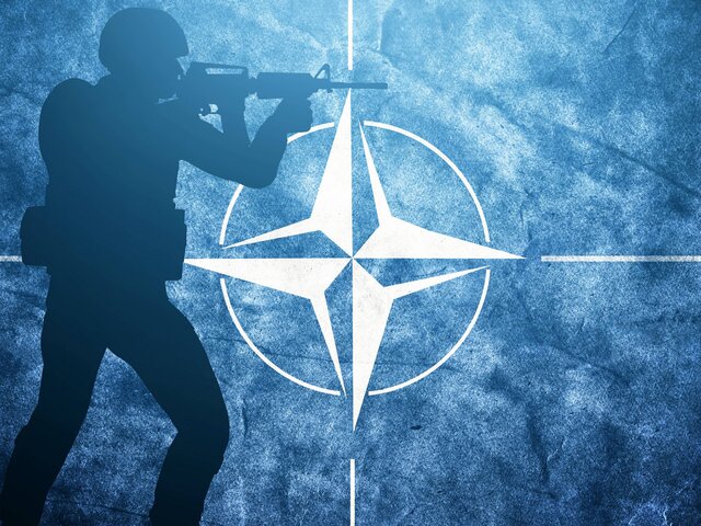 Медведев назвал учения НАТО 