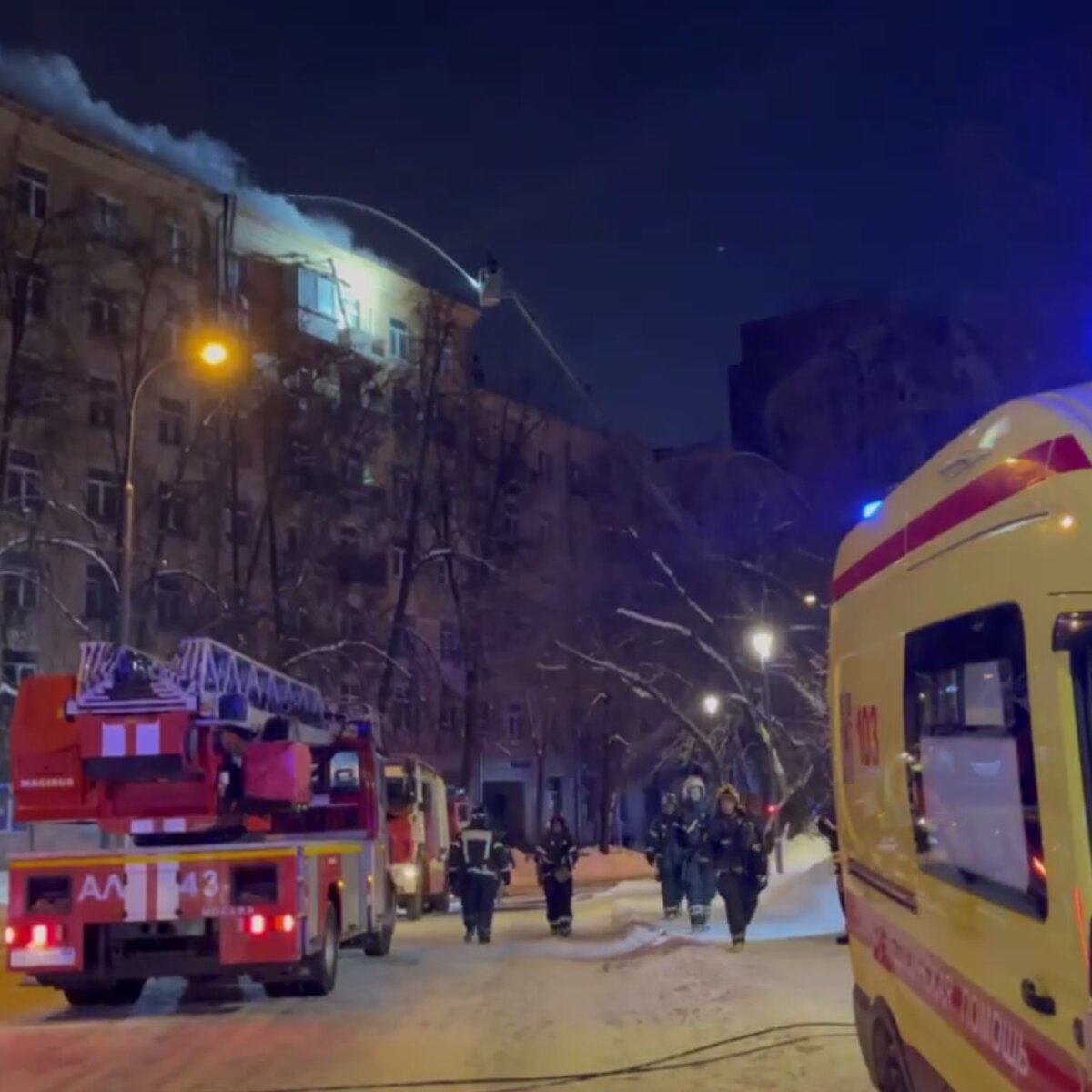 Пожар в жилом доме на улице Черняховского в Москве полностью потушен –  Москва 24, 09.02.2024