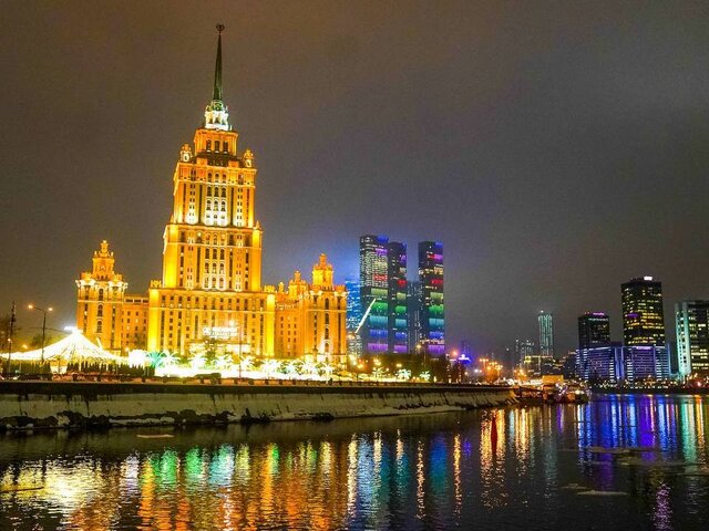 Почти вдвое больше светильников стало на улицах Москвы с 2011 года – Собянин