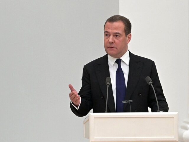 РФ укрепляет свои позиции как сильная держава – Медведев