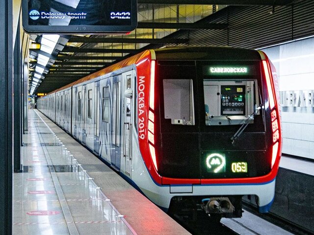 Москва закупила более 330 вагонов в метро и МЦД в 2023 году при помощи кредитов