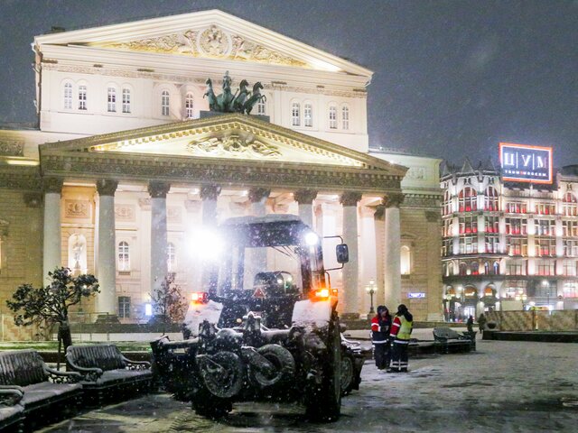 Около 14 тыс единиц техники привлекли на уборку снега в Москве