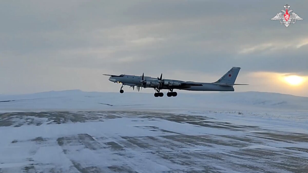 Российские Ту-95 пролетели над Баренцевым и Норвежским морями – Москва 24,  12.02.2024