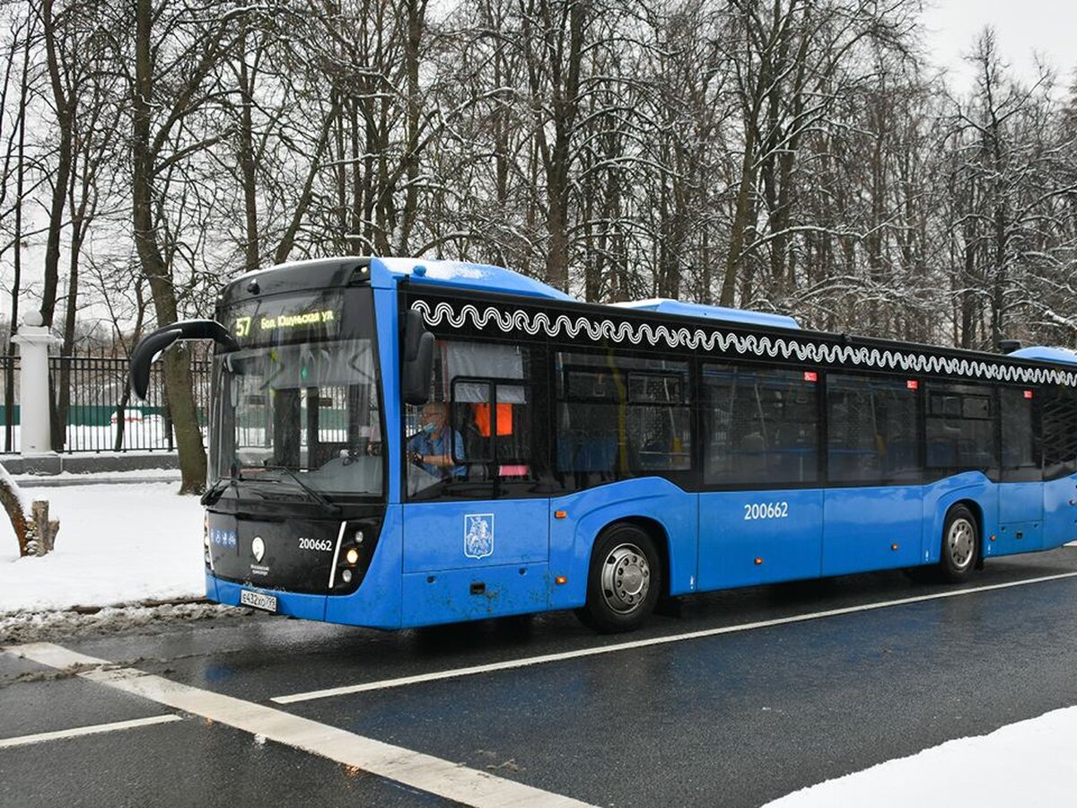 Столичных автомобилистов призвали использовать общественный транспорт из-за  непогоды – Москва 24, 12.02.2024