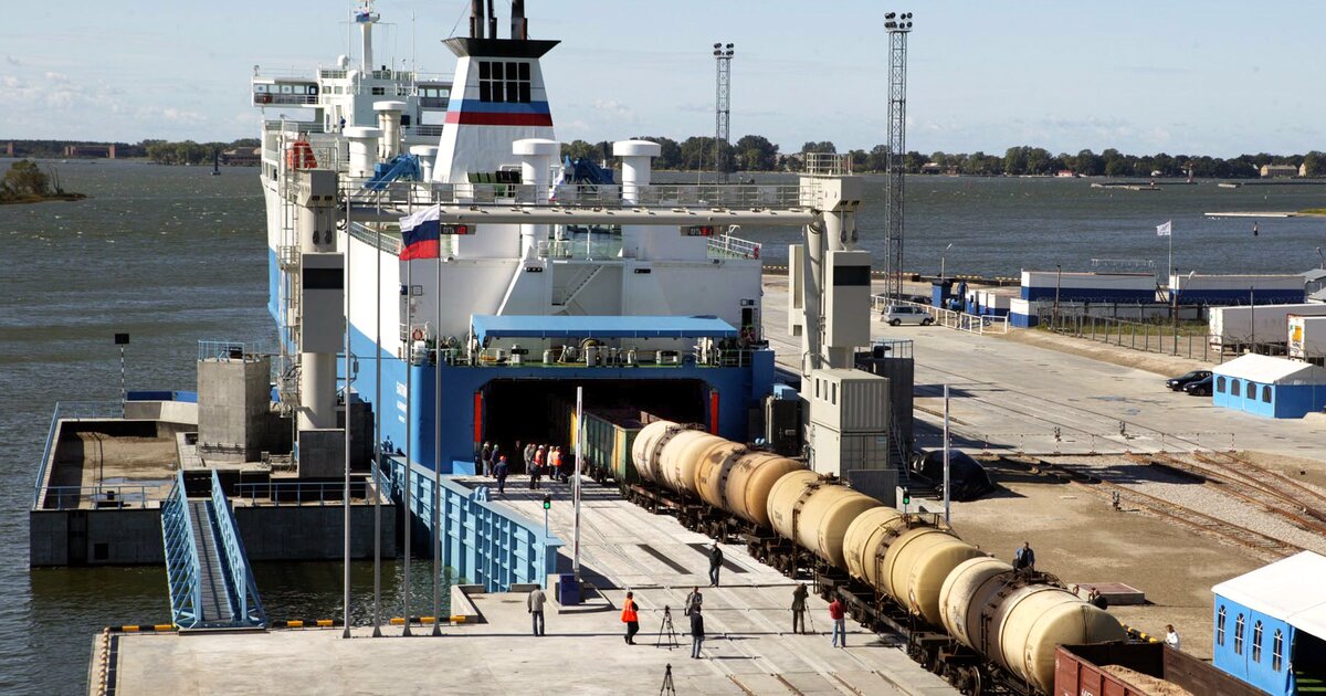 Железнодорожно водном. Морские железнодорожные паромные переправы. Паромная переправа ЖД. Грузовой паром порт Новороссийск poti. Порт Кавказ ж.д. паром.