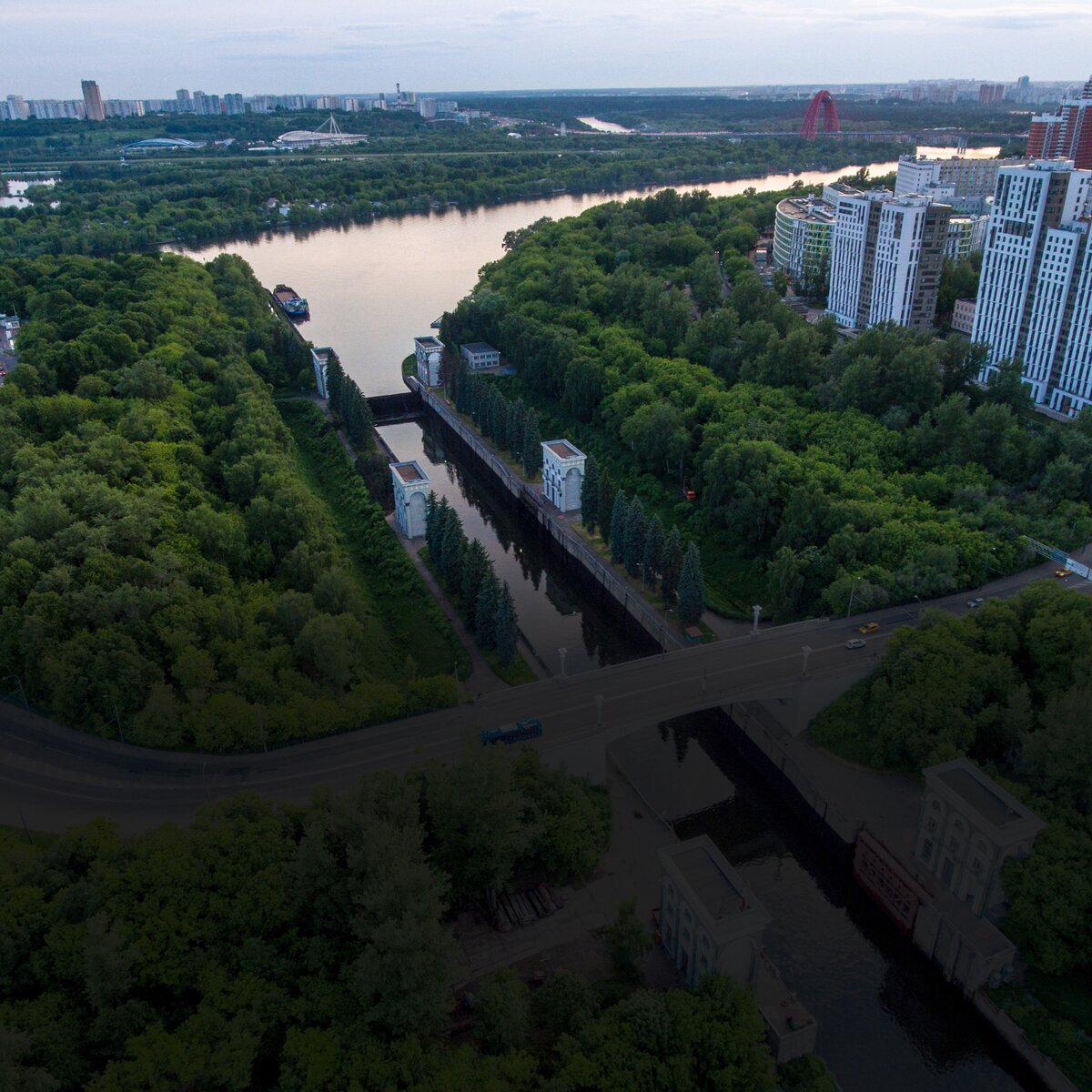 Обновление Карамышевской набережной начнется в 2018 году – Москва 24,  18.10.2017