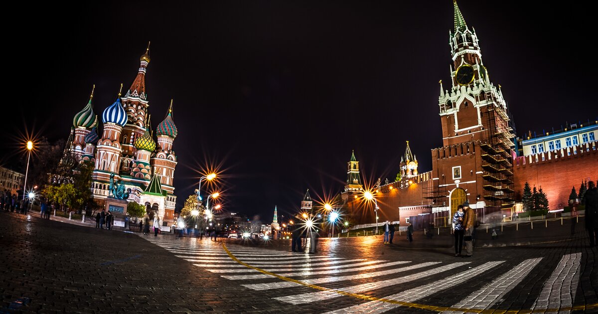 Красная площадь ночью. Ночная красная площадь в Москве. Красная площадь вечером. Москва площадь ночь.