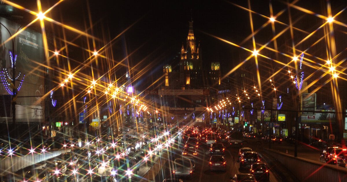 Освещение москва. Освещение улиц Москвы. Освещение Москвы. Садовое кольцо ночью. Освещение Москвы ночью.